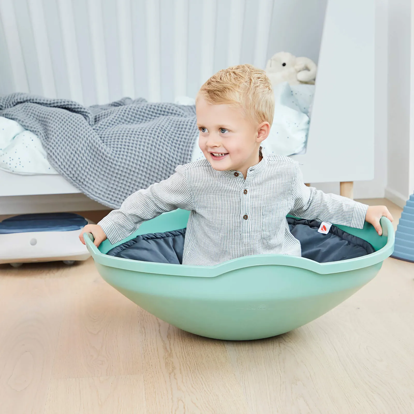 Kinder Little Helper Autistenfreundliches Montessori-Gonge-Mini-Top | Nordische Produktreihe | Zartes Grün | Neugeborene – 4 Jahre