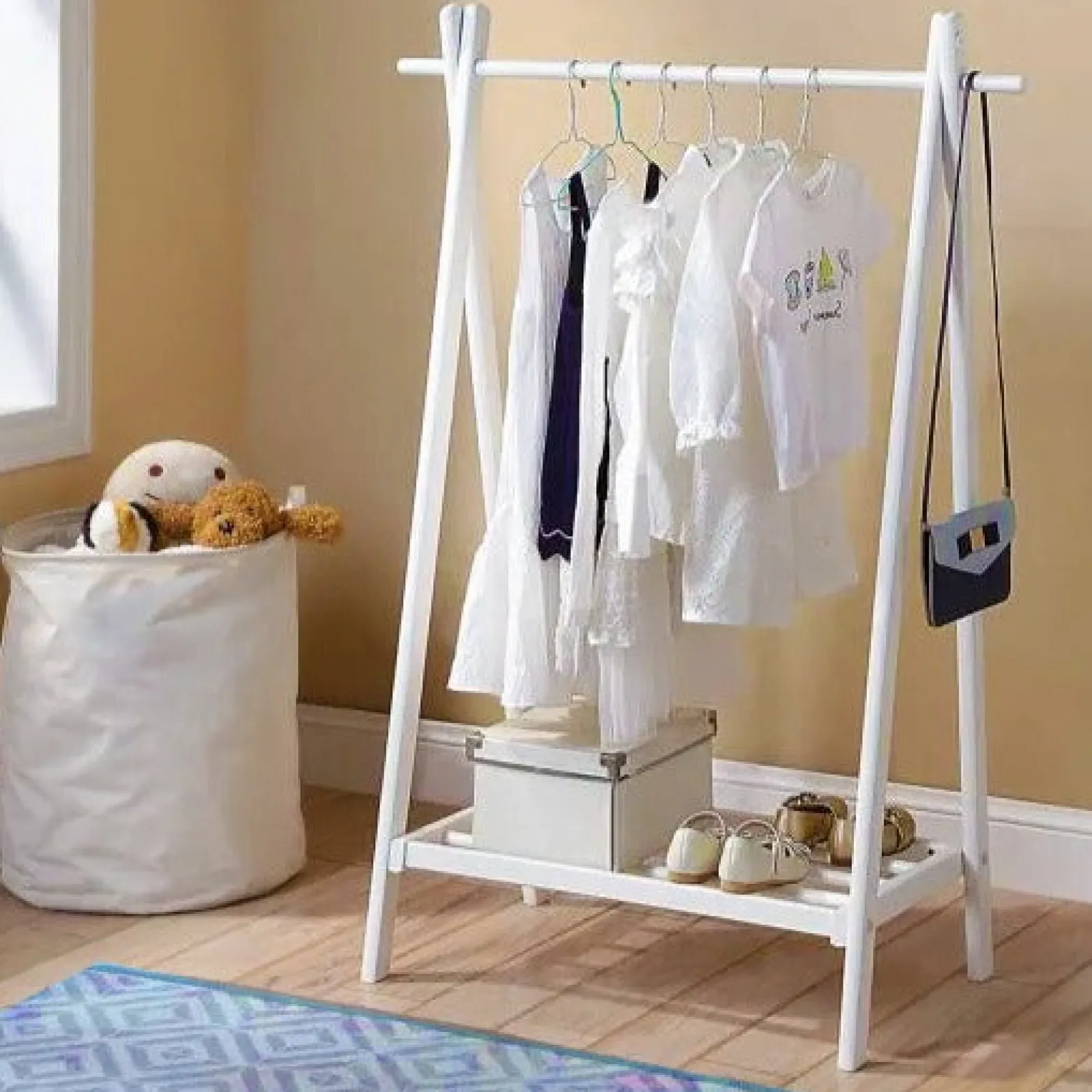 Kinder Little Helper Montessori Kinder Kleiderstange aus Öko-Holz | Kleiderstange mit Ablage | Weiß | 1,2 m hoch